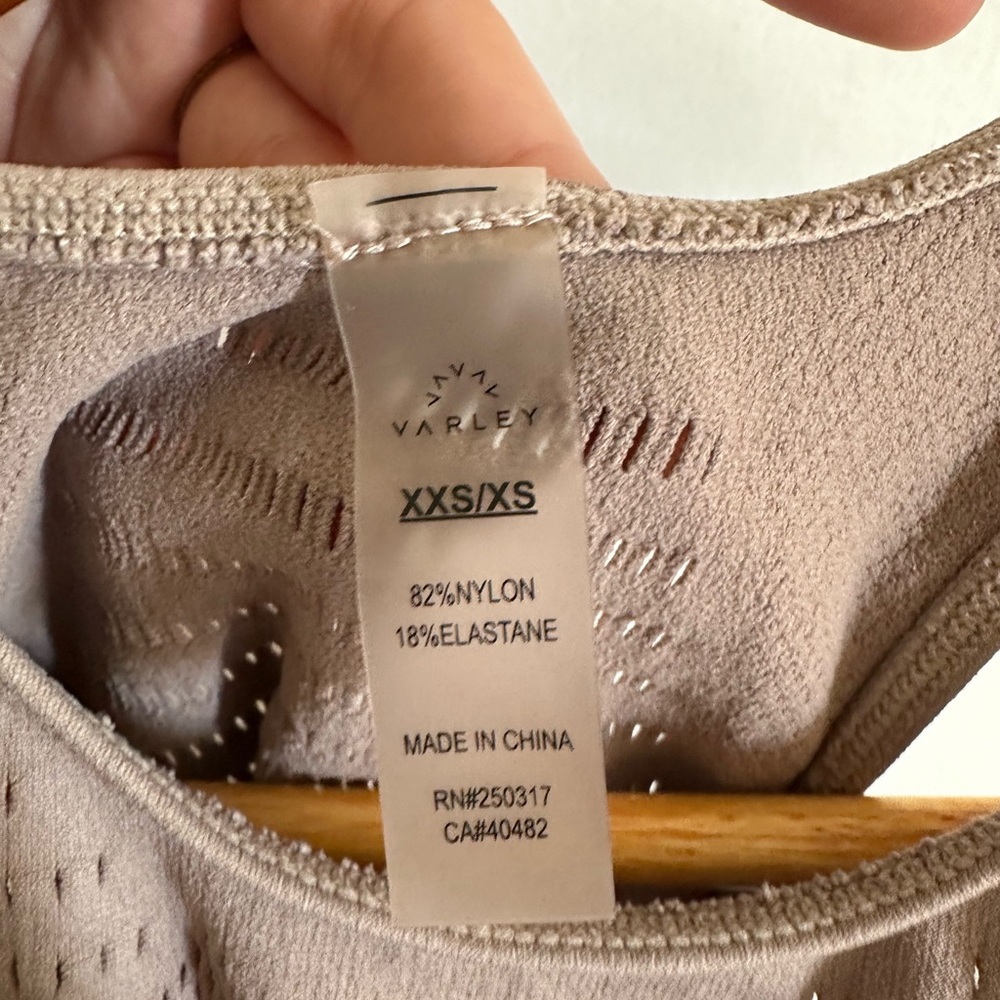 Varley Seamless Laser Cut Comfy Langley Mauve Tan Sports Bra size XXS/XS EUC - Picture 6 of 6